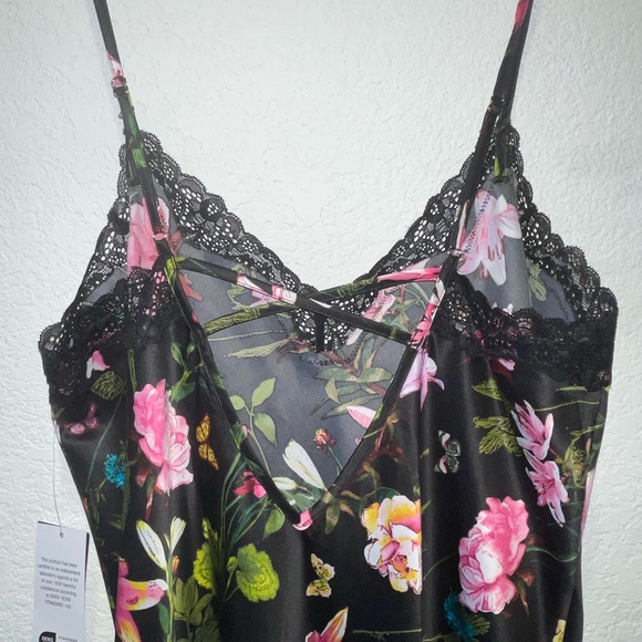 N.C. International Concepts
Women's Lace-Trim Nightgown, COLOR: Amelia Blooms XS - Picture 5 of 5